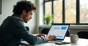 Analista de Publicidad valida resultados en Google Ads